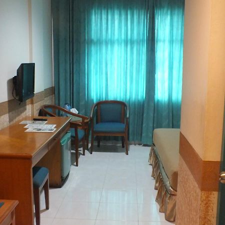 ג'קרטה Hotel Puri Kwitang מראה חיצוני תמונה